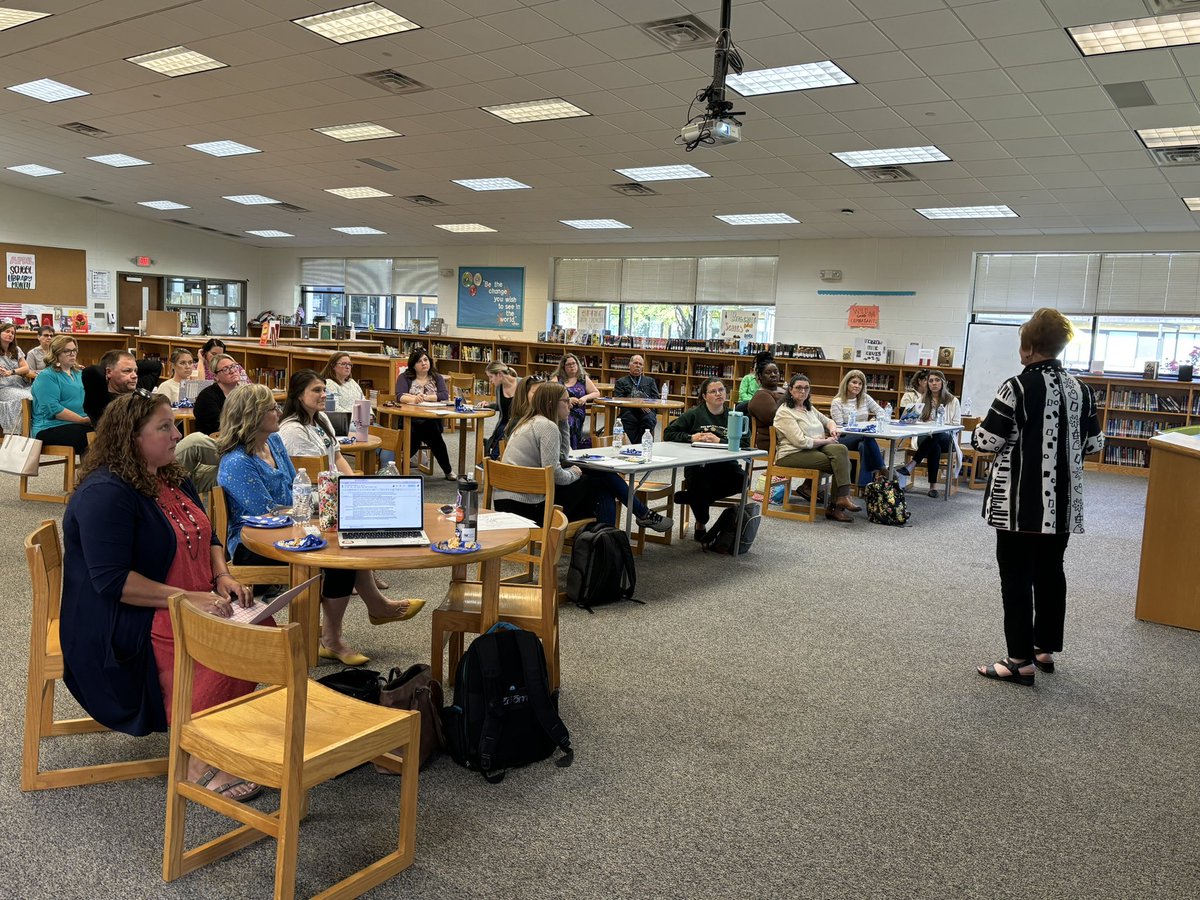 Laura Wilson tweet media