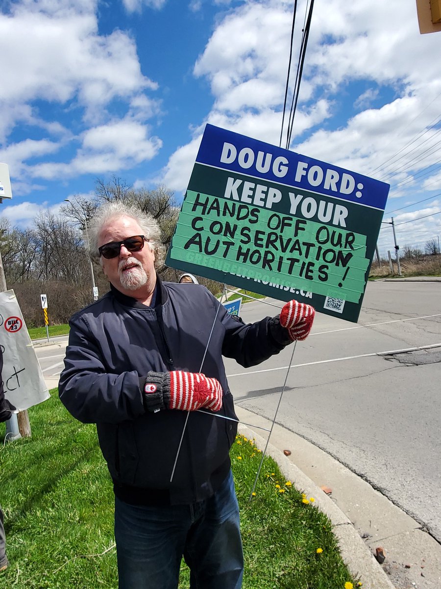 NancyHamOnt's tweet image. Another day of terrible @fordnation policies for @Hamilton_350 to protest outside Conservative MPP Donna Skelly's office in #HamOnt
#stopthe413
#HandsOffConservationAuthorities
#StopBill165
#StopBill185
#StopBill23
#StopSprawl