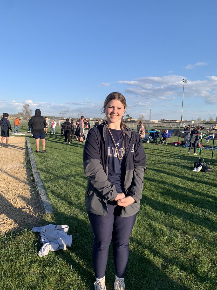 CoachStout32's tweet photo. I have dropped the ball over the last few weeks. Jayda has 5 times in both shot and disc and I forgot to get the pictures so she gets her own post. https://t.co/HCHddUdh1X