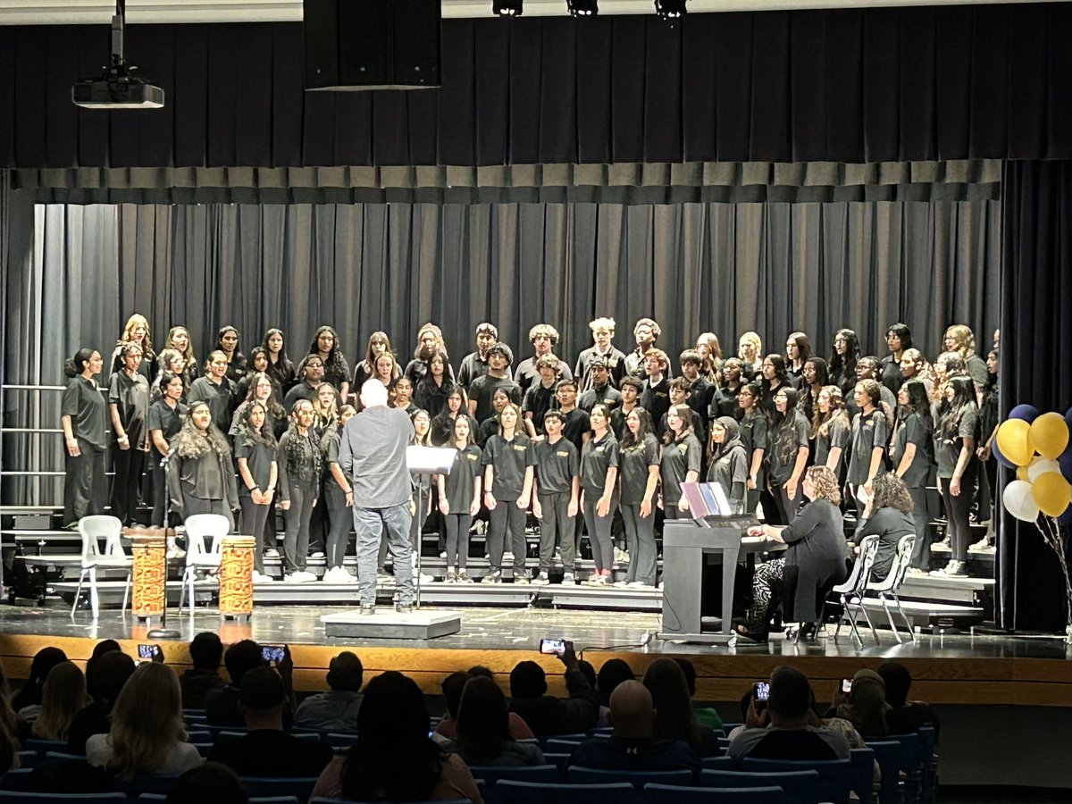 Scott Lewis tweet media