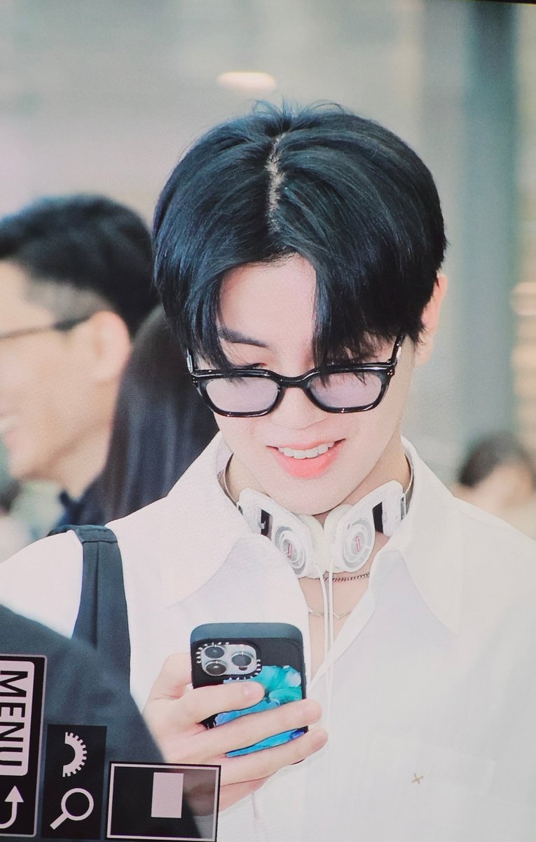 240424
ICN 출국 Preview

하 귀엽네오늘도모찌한게

#DONGHUN #LEEDONGHUN #에이스  #Ace #동훈 #이동훈 #ドンフン #에이스마이걸 #MyGirl 
@official_ACE7