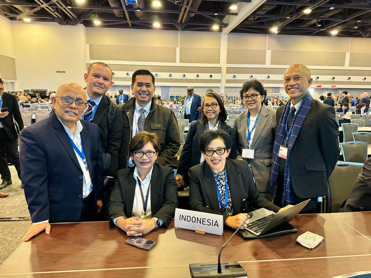 drahdiansyah's tweet photo. Indonesian 🇮🇩 delegation at INC4 https://t.co/v6frWy4iGv