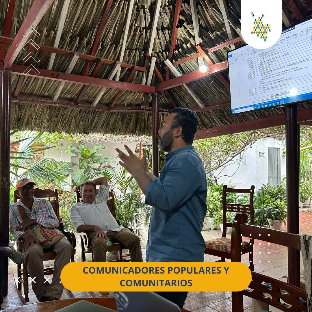 #agendanacional 
Comunicadores populares y comunitarios. Una iniciativa que busca descentralizar la información y hacer incidencia territorial dando visibilidad a las distintas historias. Pronto estaremos en más lugares diciendo "gracias por narrar los territorios"

#Colombia