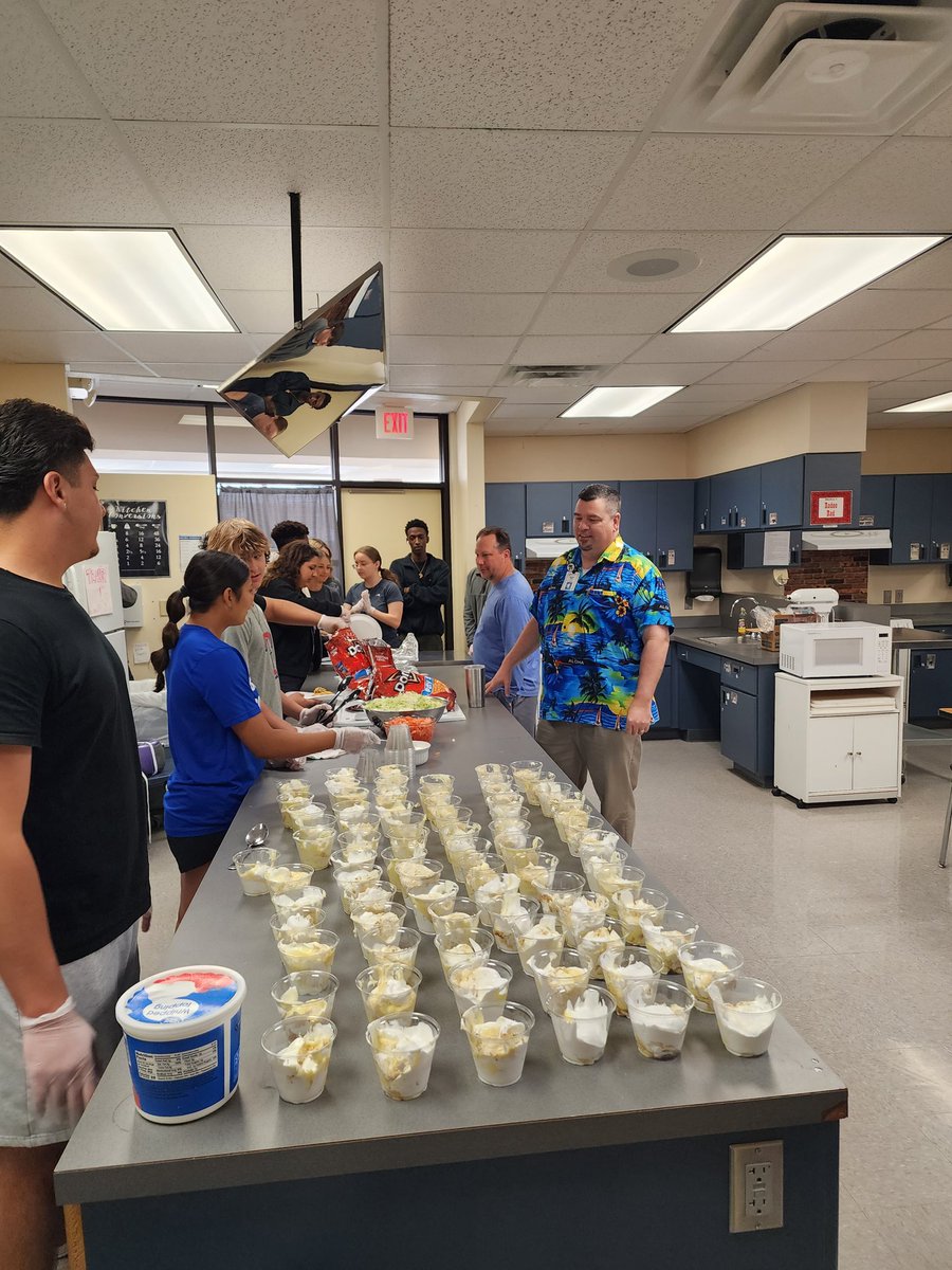 Mrs. T Taylor-FCS tweet media