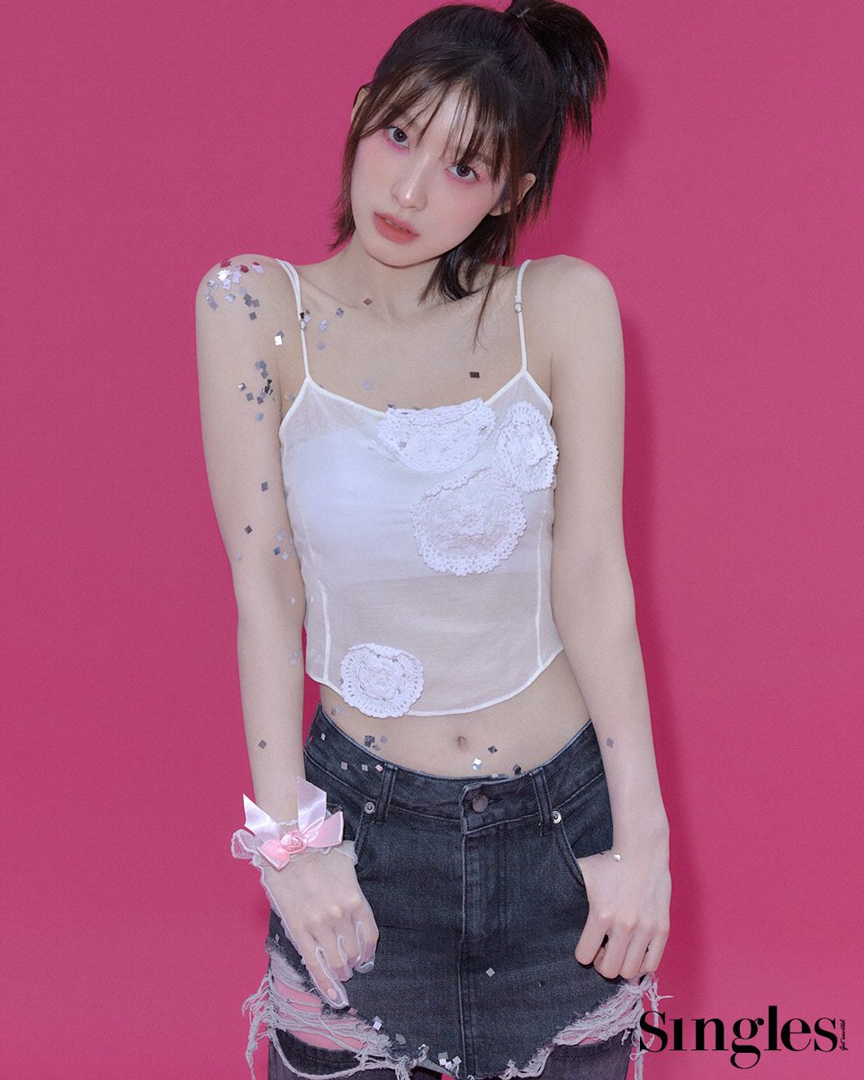 싱글즈 5월호 DIVE IN PINK #아린