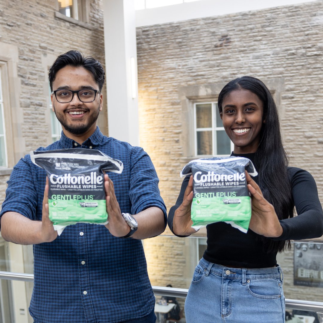 Did you know that flushable wipes might not be as 'flushable' as you think? @WesternUBio students Hanna Maekebay and Reuben Mathew teamed up with the @CityofLdnOnt to tackle this costly issue. #WesternU news.westernu.ca/2024/04/studen…