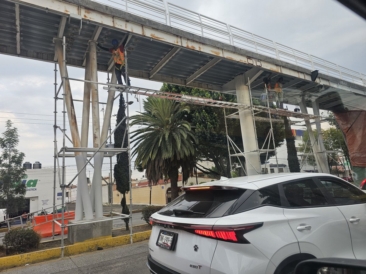 Claus_Rdgz's tweet photo. Y la seguridad #ProtecciónCivil @Gob_Puebla no fuera obra privada porq hasta los ojos le sacan @elsoldepuebla1 @CNPC_MX @PCPueblaCapital @Ultrapuebla @SergioSalomonC https://t.co/nsmSP1Yab3