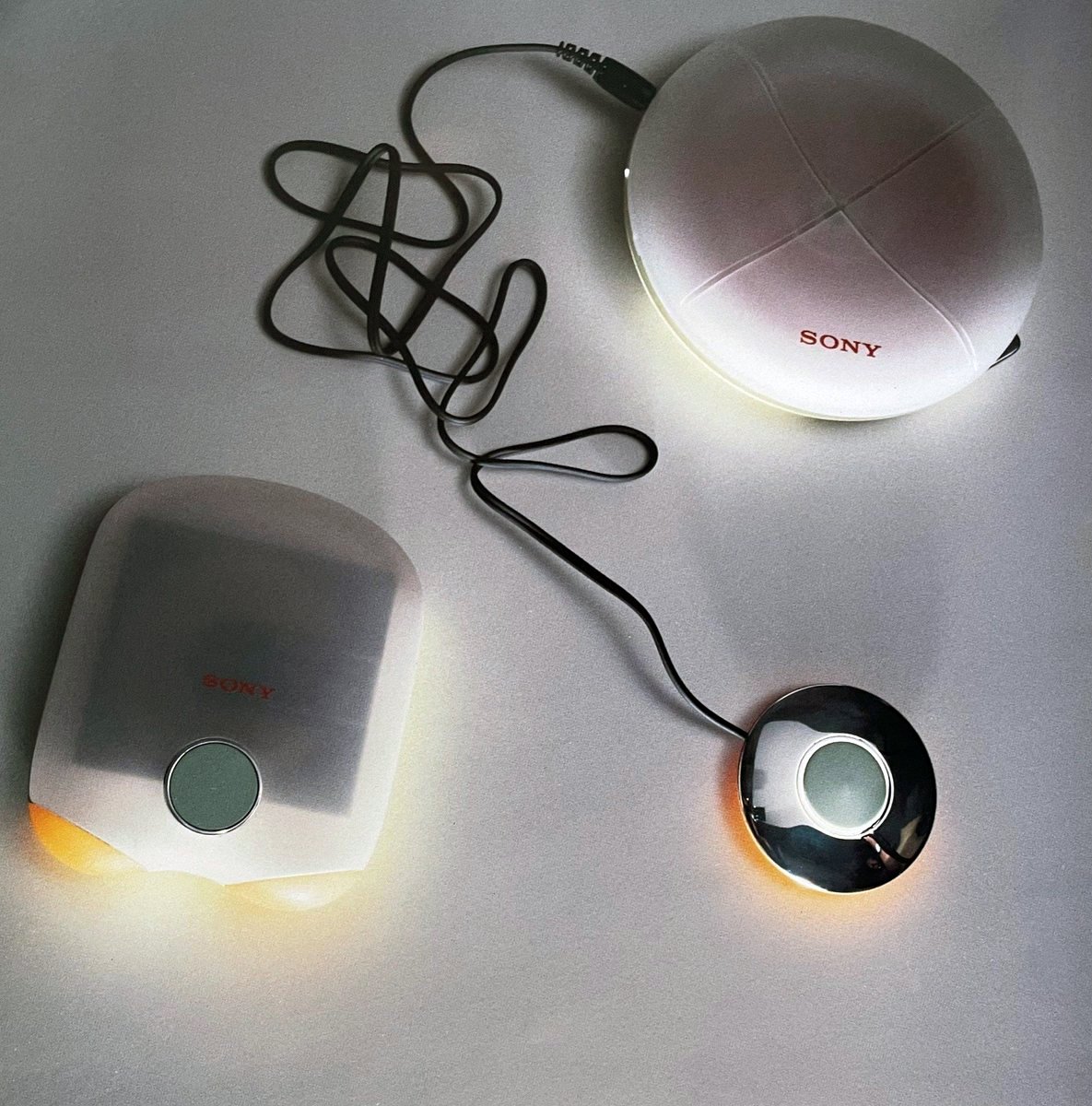 Concepts for a MiniDisc player and Discman, designed by Karim Rashid in 1998.