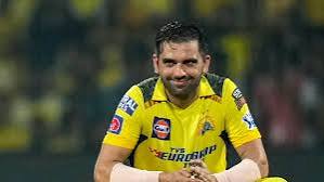 Deepak Chahar is highest paid bowler of this IPL where CSK paid him 14 crores and Other Teams have also paid him 14 crore

The number of comedy errors he make in every match is unacceptable at this level Plus his attitude😑
#CSKvLSG 
#DeepakChahar 
#LSGvCSK 
#Stoinis
#CSKvsLSG