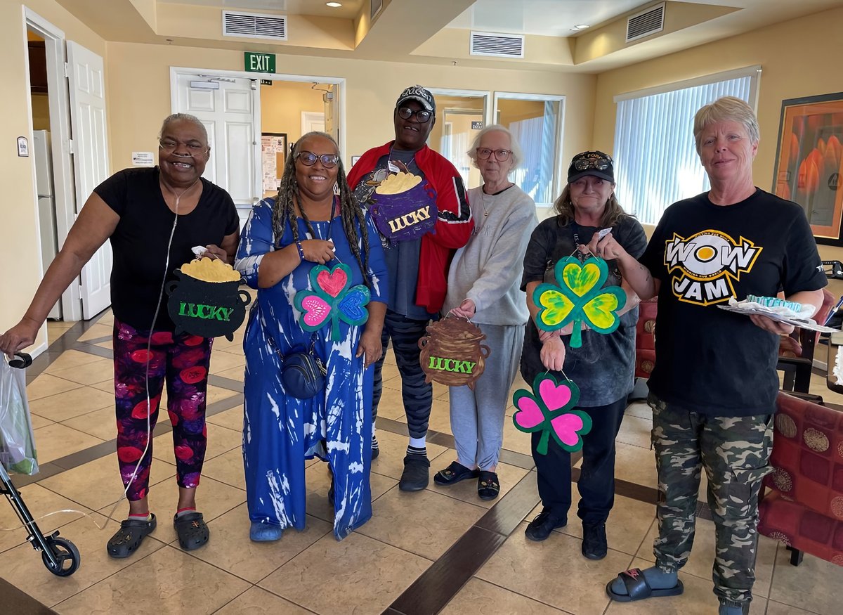 engageforlife's tweet photo. Several of our communities celebrated St. Patrick’s Day with tasty treats, music and dancing, and holiday craft-making. Here are photos from North Hollywood Senior Arts Colony, Olivera, and Magnolia@ 9th. #ChangingAging #CreativeAging #CreatingCommunity @LACountyArts @Culture_LA https://t.co/jhBed7Nh0Y
