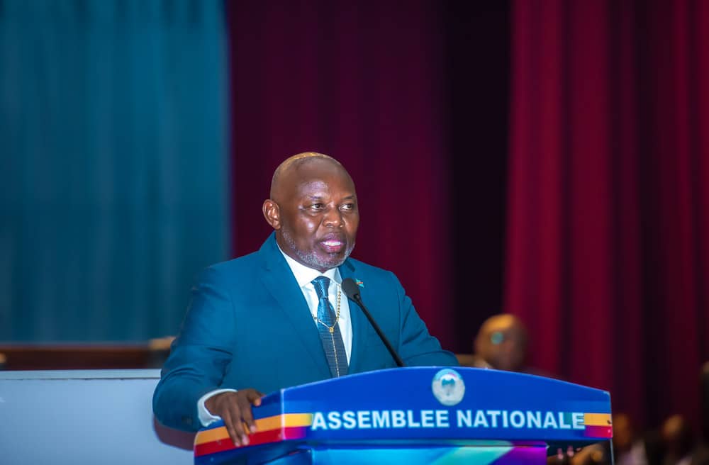 Sans surprise, le Président <a href="/VitalKamerhe1/">Vital Kamerhe</a> remporte les primaires de désignation du candidat unique de l'Union Sacrée de la Nation à la Présidence du bureau définitif de l'Assemblée Nationale.
Une victoire méritée pour un candidat compétent et expérimenté ✌.

Bravo cher Prof #VK