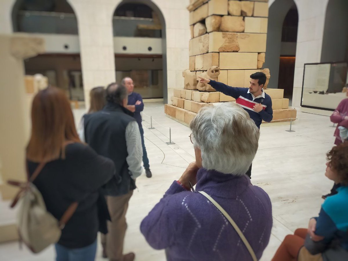 PausaniasViajes's tweet photo. lo que no podremos saber jamás sobre sus innumerables misterios.

Entre controvertidas damas, héroes temerarios y temibles monstruos, hemos acabado de nuevo #CerrandoMuseos.

La pregunta evidente es... ¡¿CUÁNDO REPETIMOS?!

#arqueología
#visitasguiadas
#protohistoria
#DamaDeElche https://t.co/igAMp1En0h