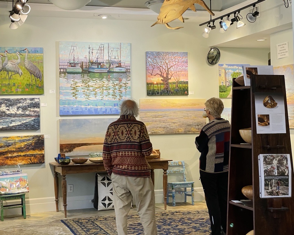 Galveston Artwalk is this Saturday, April 27! Enjoy some wine and walk around Downtown Galveston to discover unique arts and culture. 🍷🖼️🎶

Learn more about this FREE event at visitgalveston.com/events/galvest…

#LoveGalveston