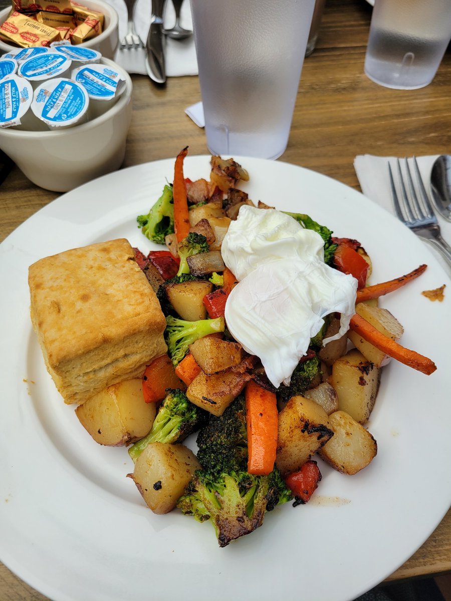 Veggie Hash with poached eggs and a biscuit. 😊 @ Brother's Cafe, Santa Rosa, CA. #brunch #sonomacounty