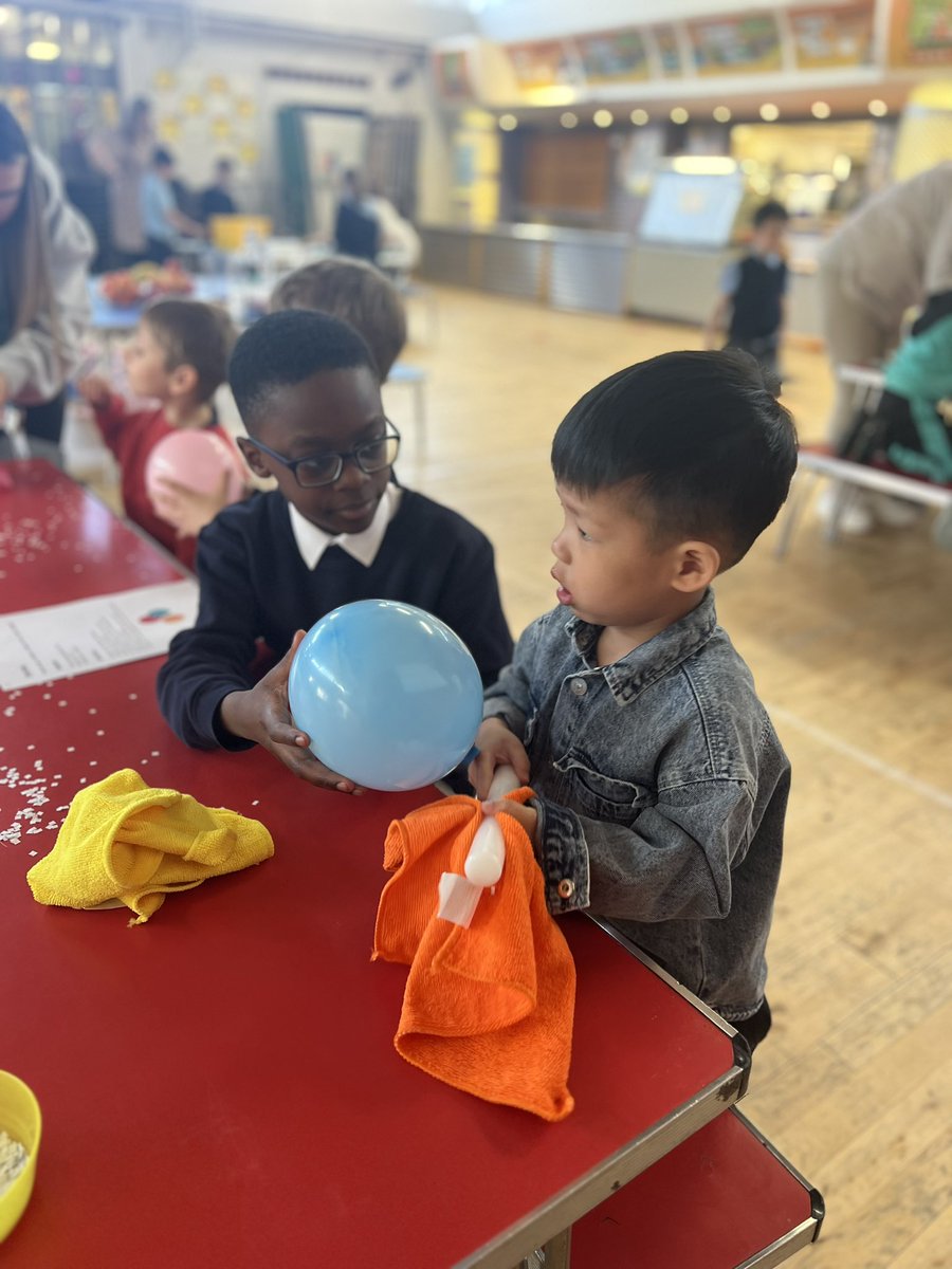 EastbankPri's tweet photo. Today we welcomed establishments from across Eastbank LC to take part in some STEM challenges. Thank you to our @YoungSTEMLeader for supporting and to all that attended
@RiverbankPri @WellshotPrimary @QuarryBraePri @SilverdaleNurs1 @HelensleaNurse1 @ThorntreeHT πβ΅οΈβοΈ#STEMGlasgow https://t.co/XdThgyXq2L