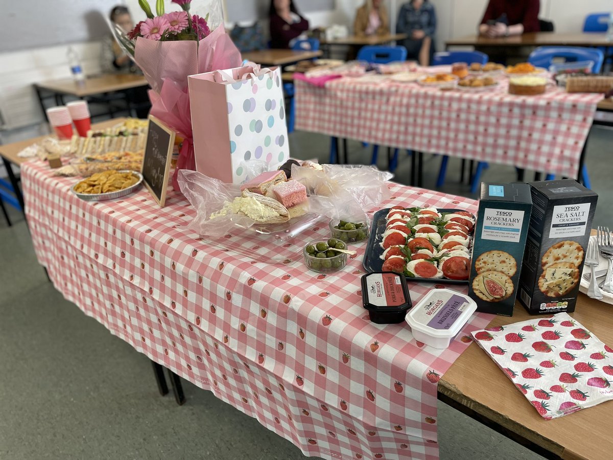 SOCC English Department tweet media