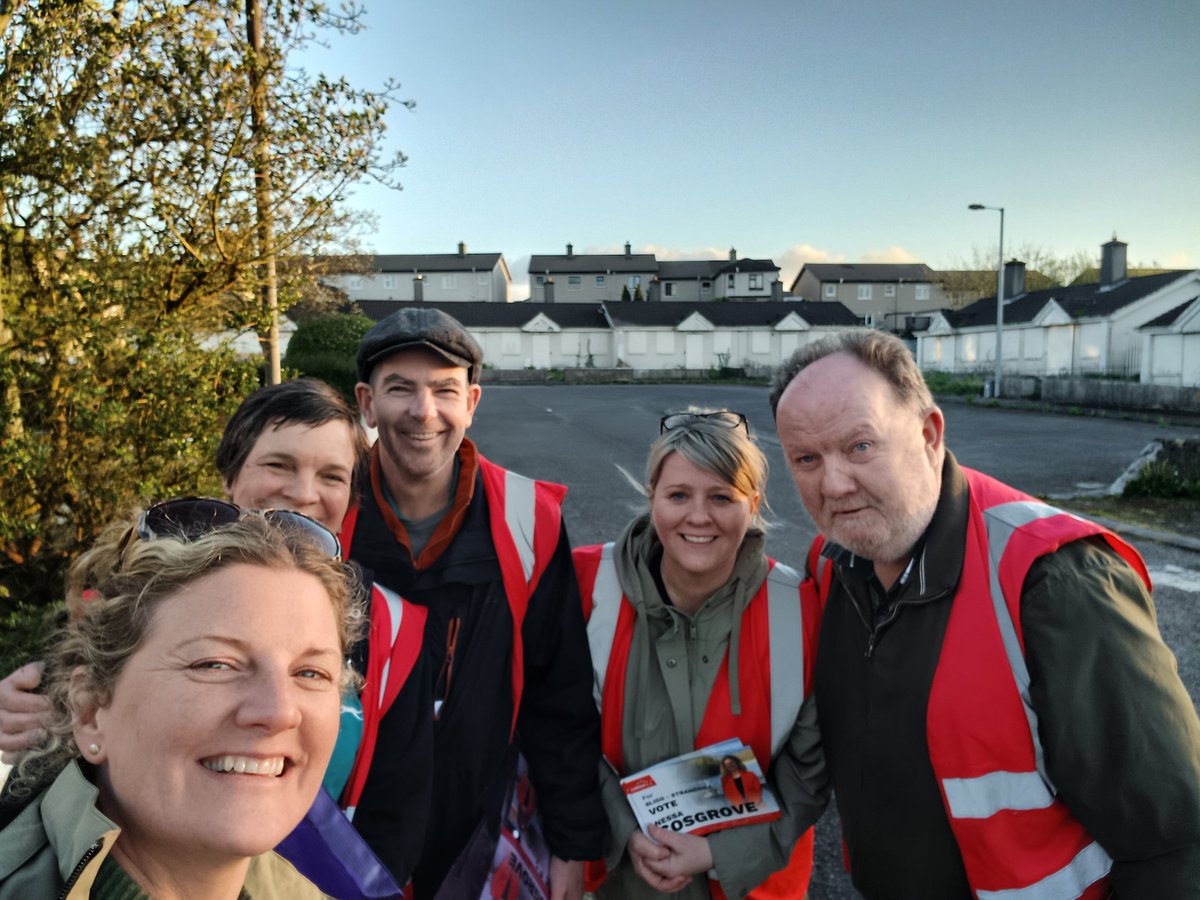 Thank you to everyone for the really warm reception in Cranmore again tonight 😍🙏 #Sligo ✅️#VoteCosgrove1 ✅️#voteforchange ✅️#LE24