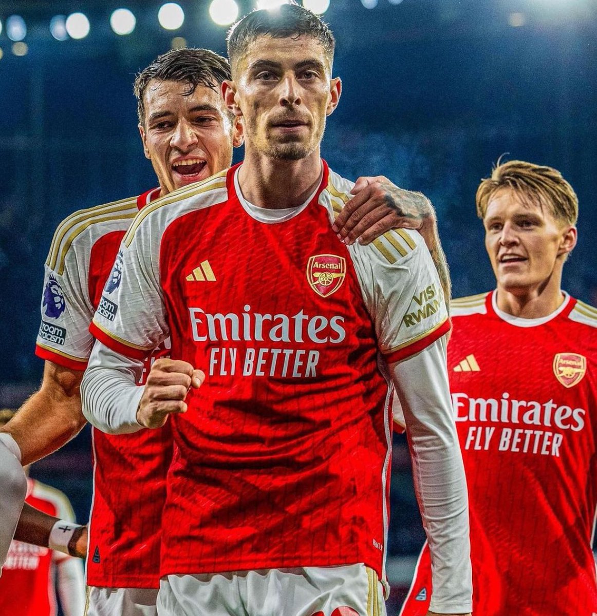 🔴⚪️ Kai Havertz scores and celebrates against Chelsea.

11 goals as Arsenal players on his first season.
