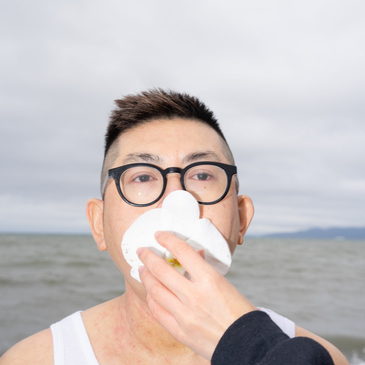 "Mega S/T ‘blue’ album Weezer vibes aplenty on the fist-pumping ‘Hurtful’, one of the big hitters from ‘Like Before’, the new record from queer Chinese-Vietnamese multi-instrumentalist <a href="/nonlaband/">Non La</a>..."

birthdaycakebreakfast.wordpress.com/2024/04/05/lis…