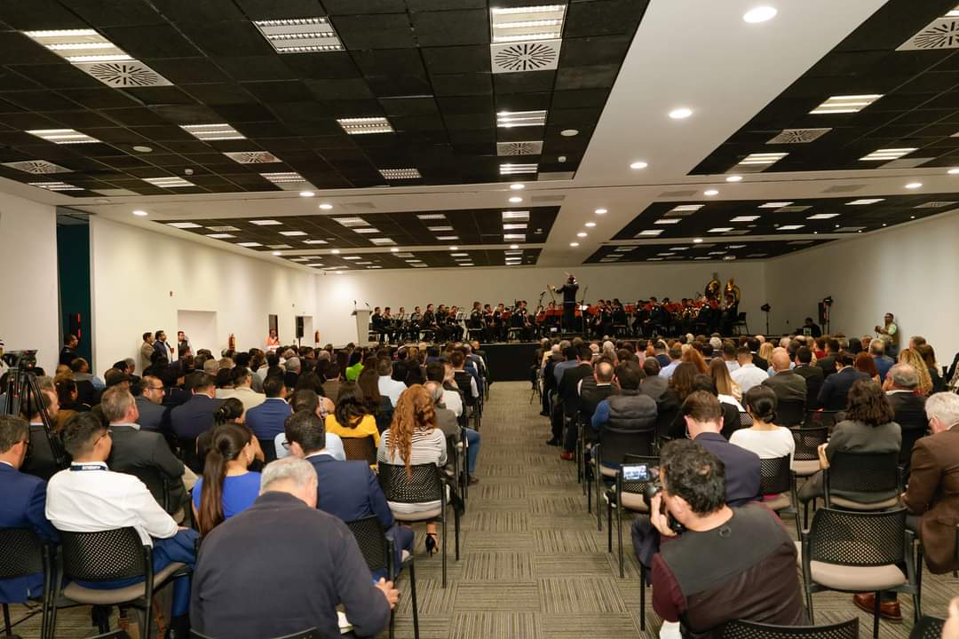 📍🎷Ayer en la presentación de la #OrquestaSinfónica de la Secretaría de Marina en el #CentroDeConvenciones para la inauguración de AeroExpo 'Exposición y Convención de Aviación'. . . . . #Cultura #Turismo