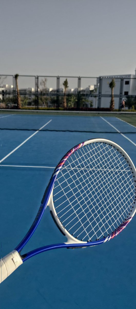 Открыта ачивка "Поиграть в теннис босиком при +30ºC"