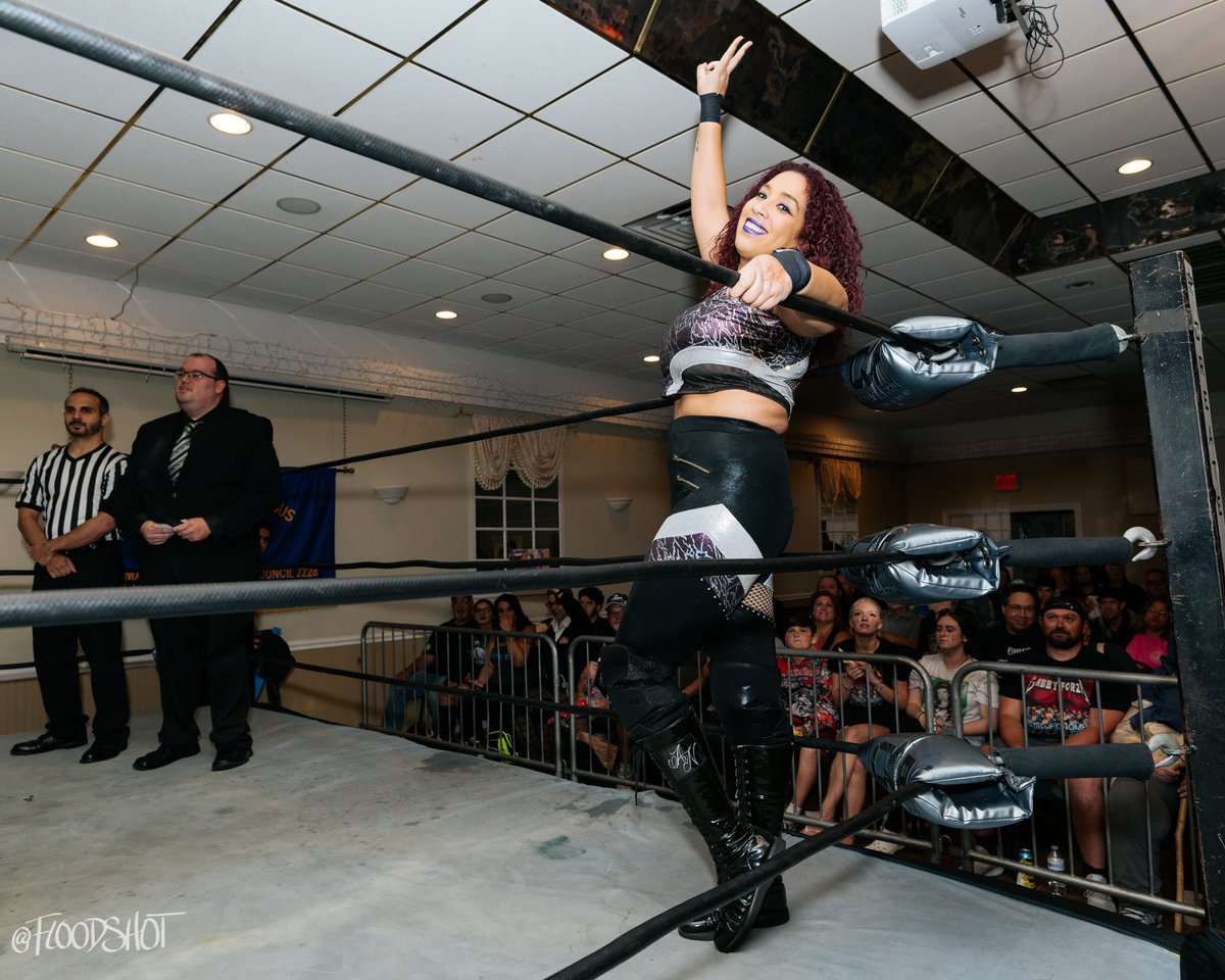 Hey everyone! I’m looking to fill select dates in May and beyond. Please DM or email ArielaNyx@gmail.com for all booking inquiries. Please RT 🤍 #TheAnswerToYourPrayers
