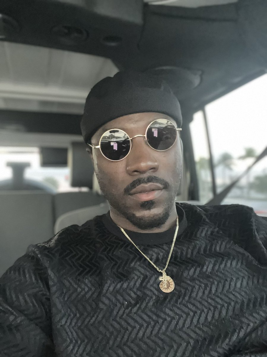 illaillz_db's tweet photo. 🦅🖤 https://t.co/GaPoLUO2vu
