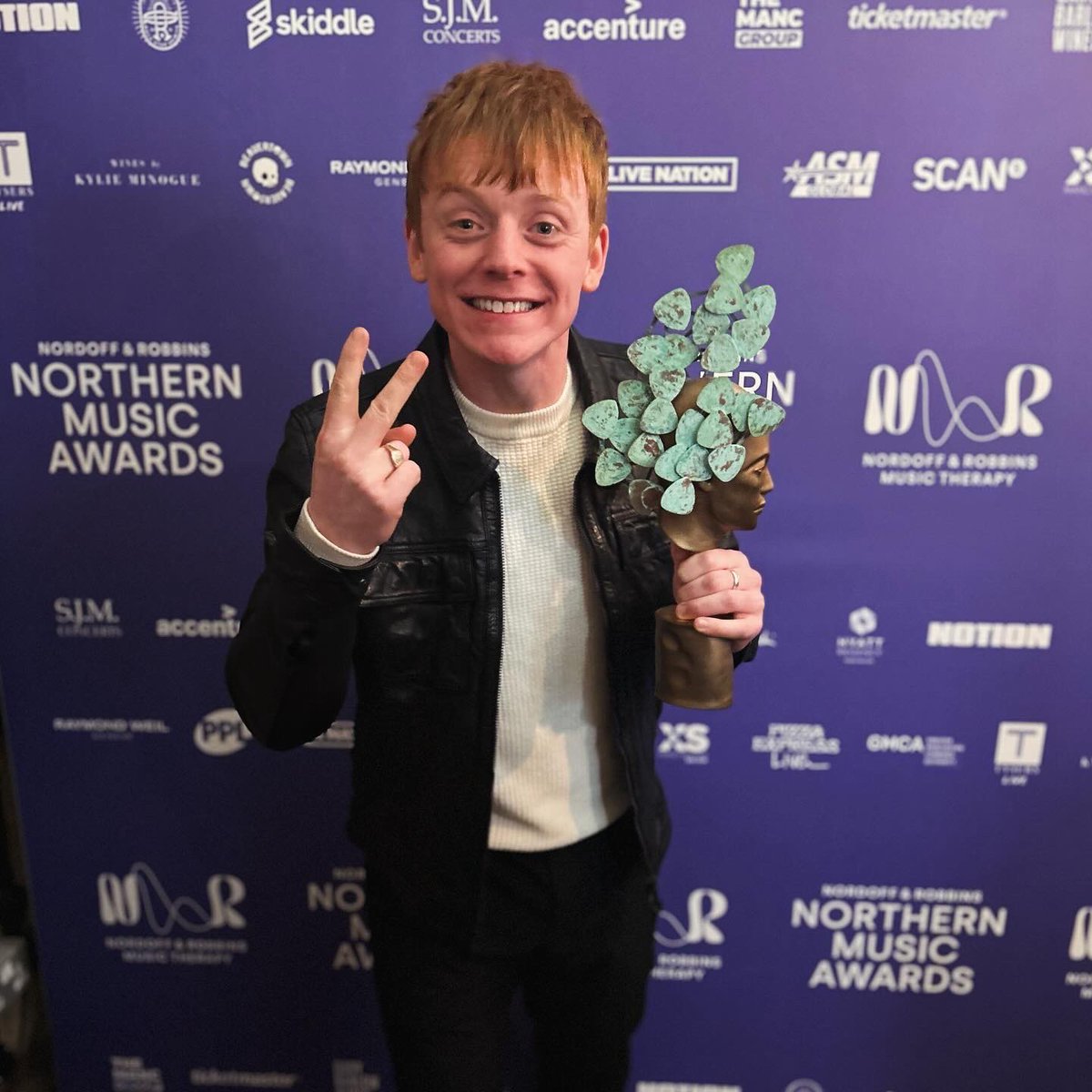 First award nomination, first one in the bag. @nordoffrobbins an absolute pleasure ❤️

@TheKsUK 🫶

#northernmusicawards