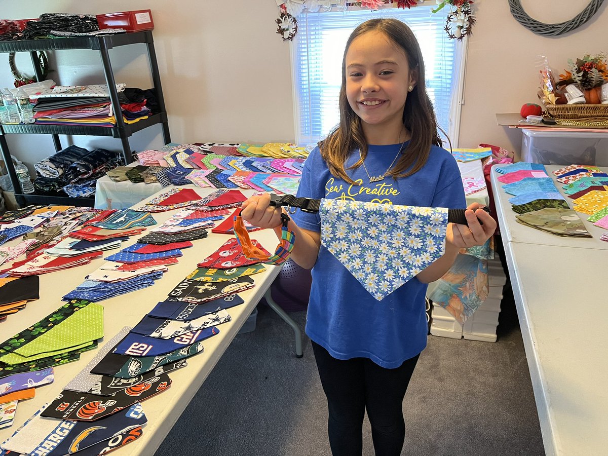 NBC10_Sam's tweet photo. Each week, 11-yr-old Malia Martinez of MA spends hours after school sewing bandannas for dogs &amp; cats that she donates to local animal shelters in hopes of making them even cuter when it comes to finding them a forever home. She also sells them, and donates the $🥹🐾 @5:30. @NBC10 https://t.co/kA7u9npvib