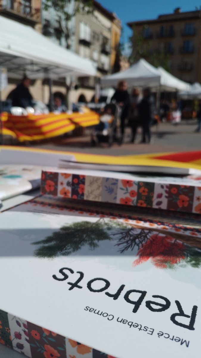 mec_mooc's tweet photo. #Balaguer
#Rebrots
#SantJordi2024 https://t.co/R4qCSt6hba