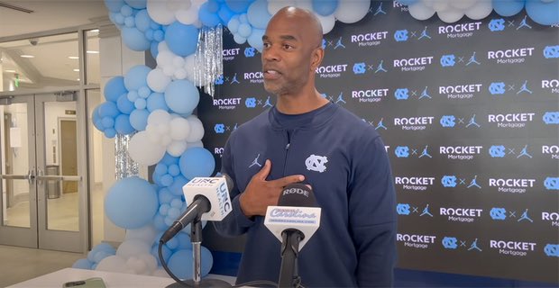 After playing his #UNC career under Mack Brown in the 1990s, Brian Simmons now serves as Brown’s senior advisor and pro liaison. When he met with his former head coach, Simmons told him, “I am the most qualified person for the job.” More on Simmons’ role: 247sports.com/college/north-…