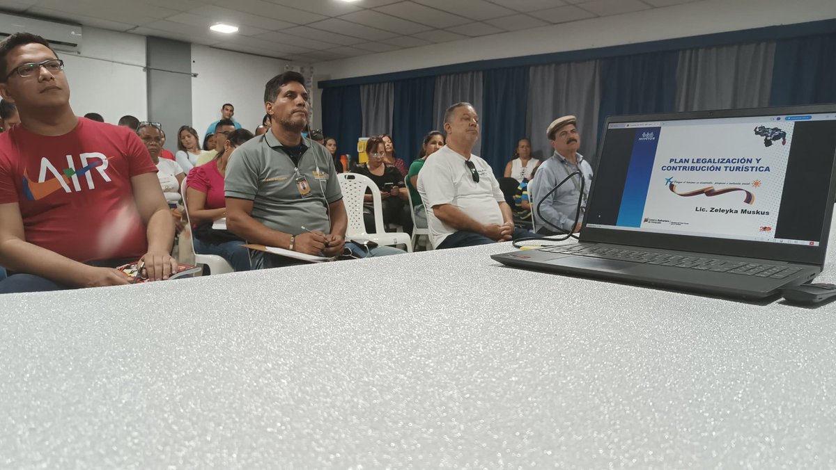 #Hilo || Con éxito se realizó en Carúpano taller de deberes formales para prestadores de servicios turísticos, ofreciendo herramientas para el crecimiento de emprendimientos en la zona.

@GPintoVzla
#VenezuelaEsDDHH