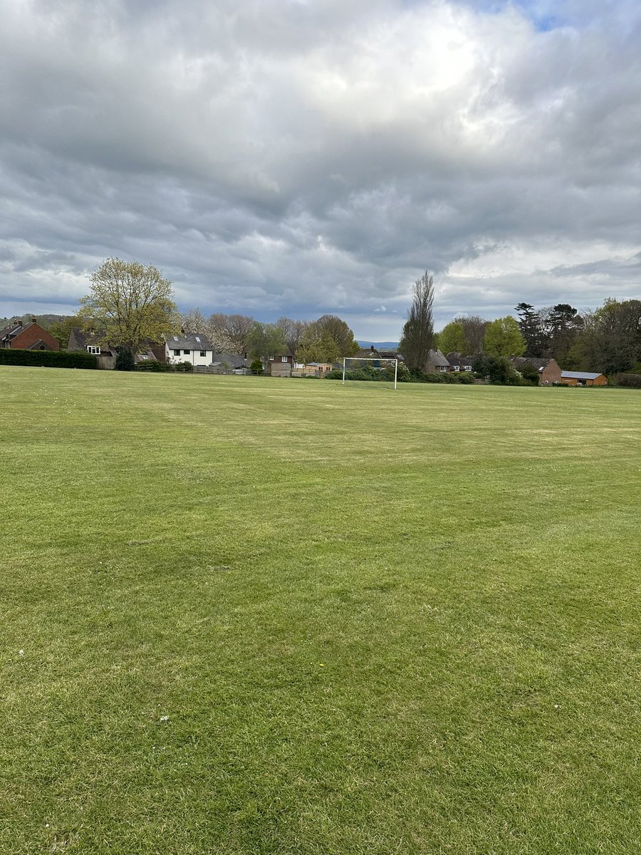lodsworthCC's tweet photo. Where’s the square ? https://t.co/huvVCMUpwT