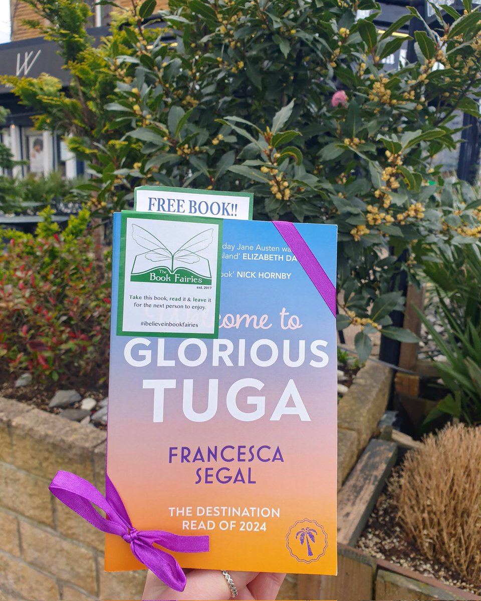 A copy of 'Welcome to Glorious Tuga' by Francesca Segal is waiting to be found in Roundhay 📖🧚‍♀️ @the_bookfairies @vintagebooks #IBelieveInBookFairies #BookTwitter #Leeds