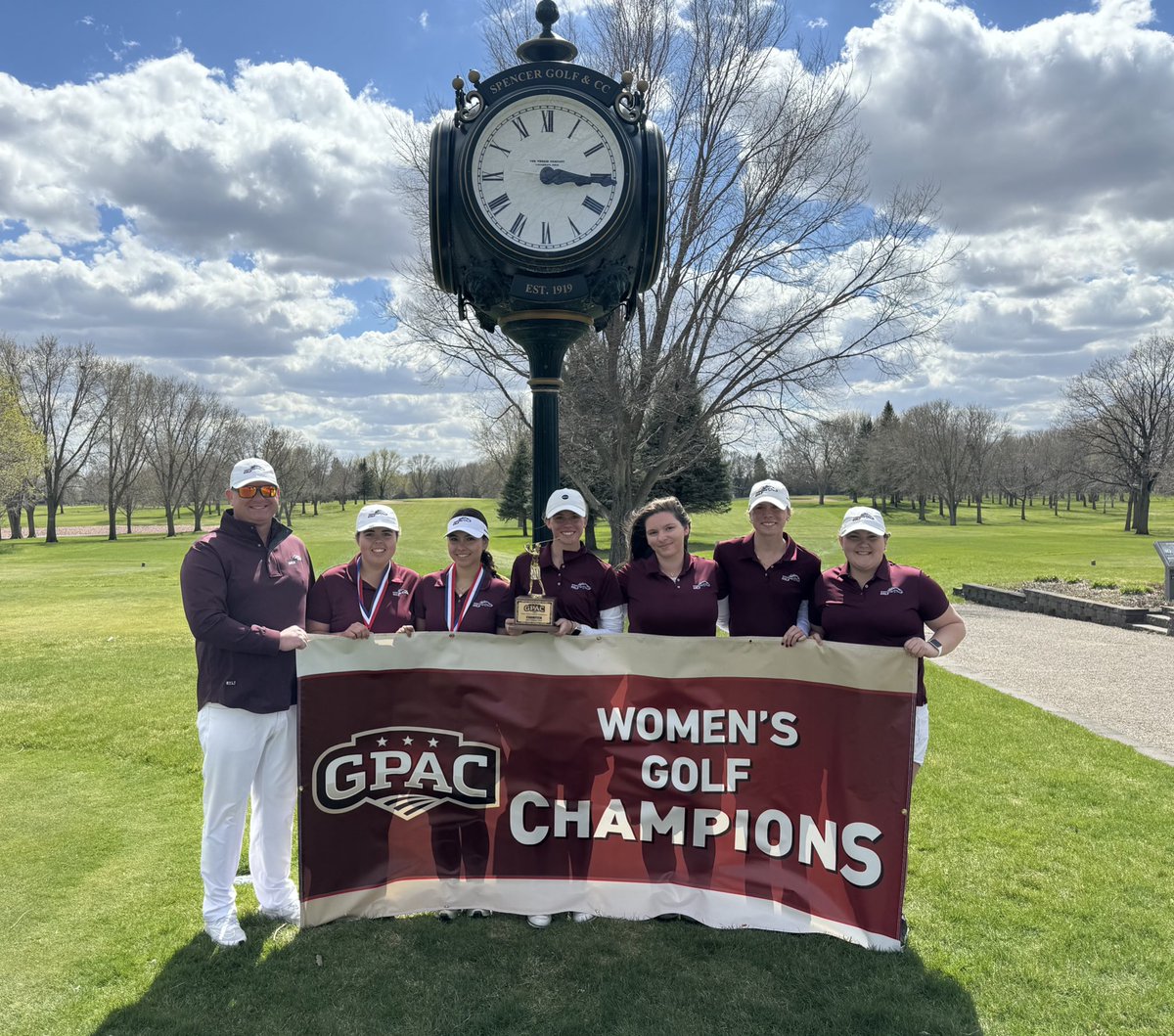 The <a href="/MsideMustangs/">Morningside Mustangs 🐴</a> Women are the 2024 GPAC Women’s Golf Champions!  972 (+108).