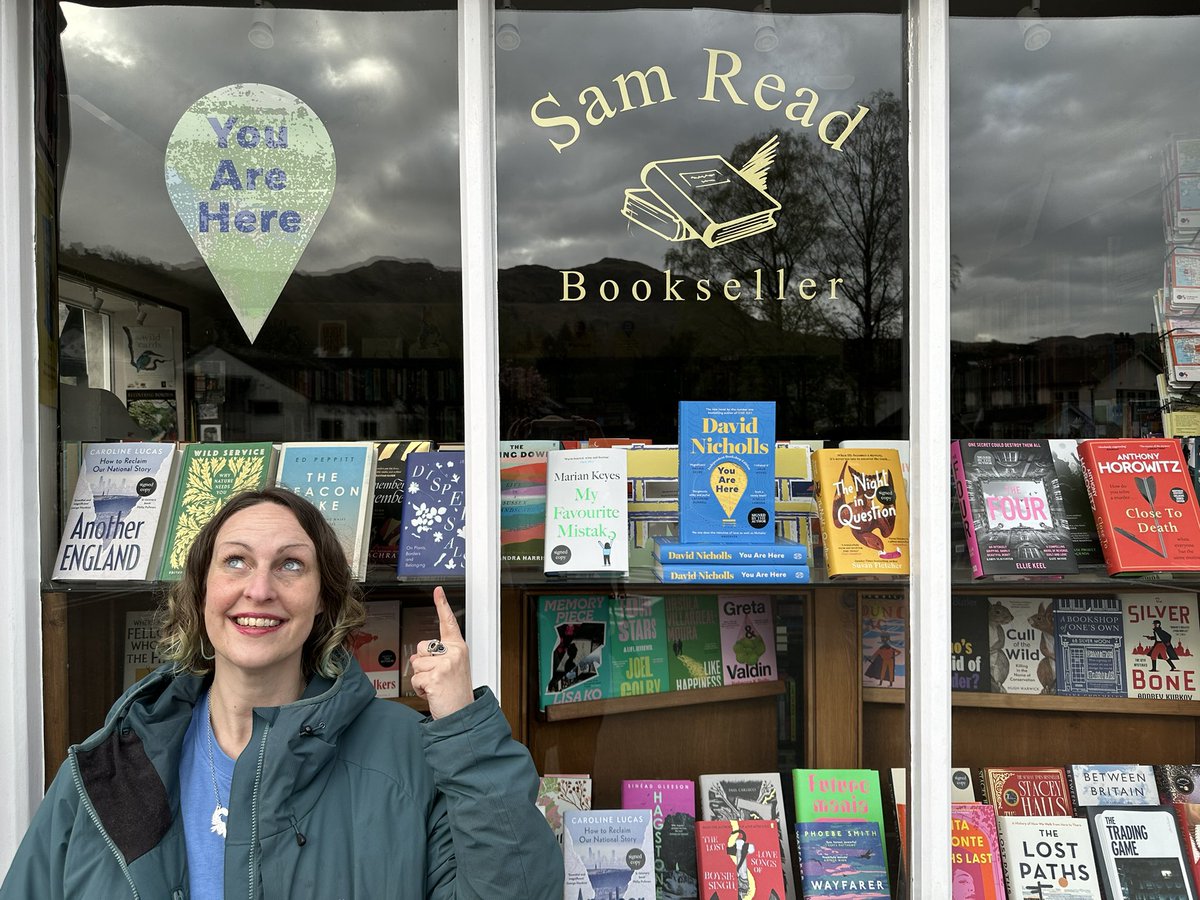 If you’re feeling a bit lost or need reminded you’re just where you need to be, you can now locate yourself with this handy #YouAreHere map marker in the window of @SReadBooks. Selfies encouraged!