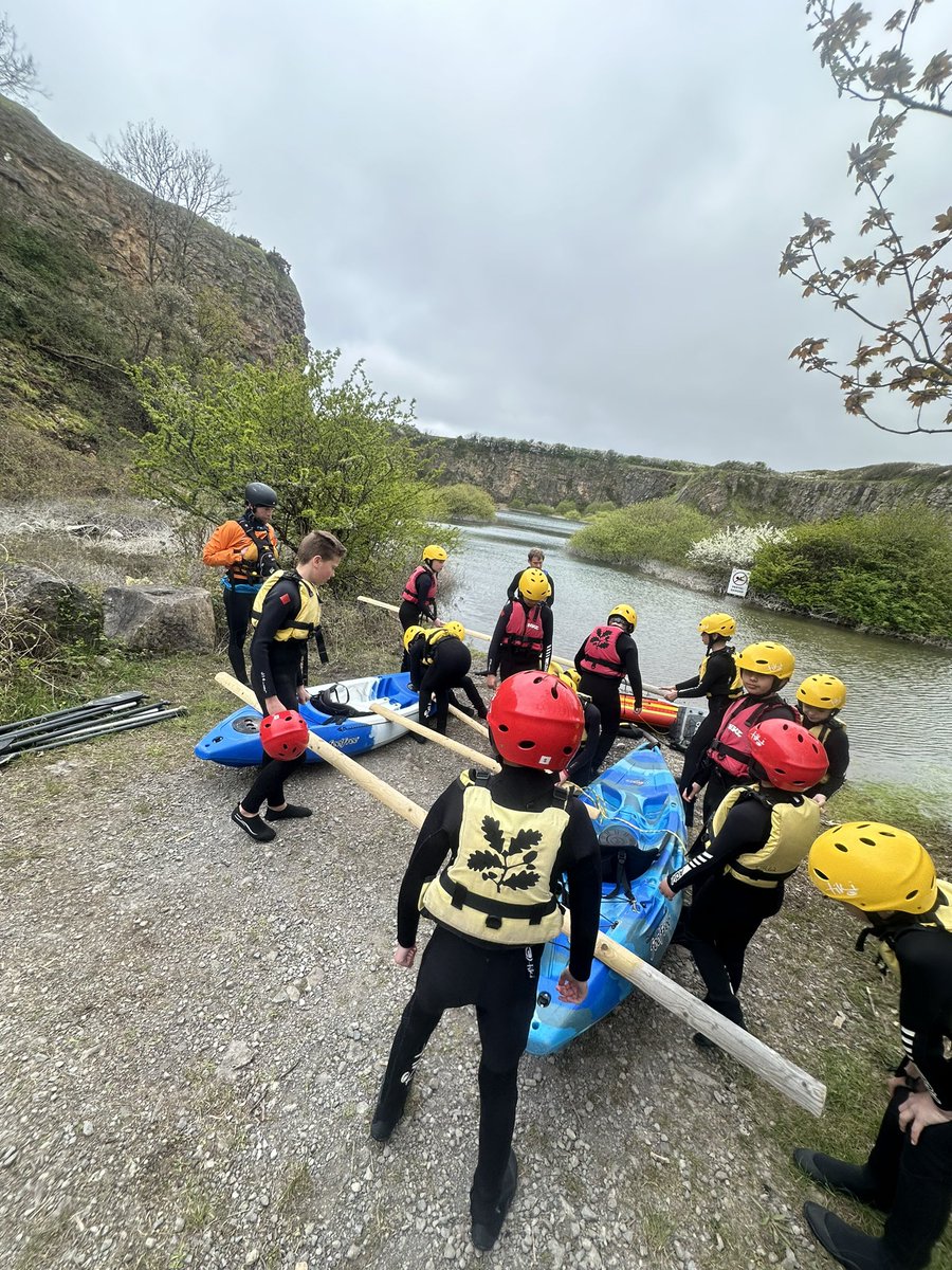 llysfaen2024's tweet photo. DAY 2 🤩
Soooo many pictures incoming!
#Stackpole2024 https://t.co/BwvAUe4nvL