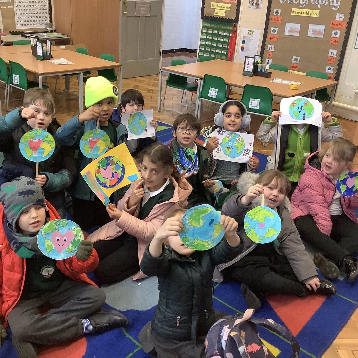 To celebrate Earth Day, Art Club created posters to show their support for environmental protection 🌍