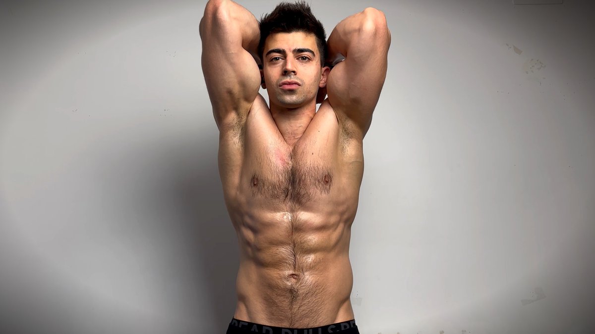 Gymsaul2's tweet photo. New Video 8:31 mins                                           
https://t.co/Mh489BGNh4

#FitnessModel #muscle #musclegod #findomgoddess #fitnessaddict #muscleworship #musclegrowth #muscleart #musclegrowth #musclegrowth https://t.co/li5Aly6pgZ