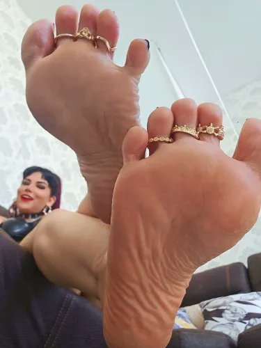 I just received Giantess Role and play time from Anonymous via Throne. Thank you! https://t.co/NVRPW43Wf1<a href="/tag/throne"class="tags"><span>#throne</span></a><a href="/tag/wishlist"class="tags"><span>#wishlist</span></a>