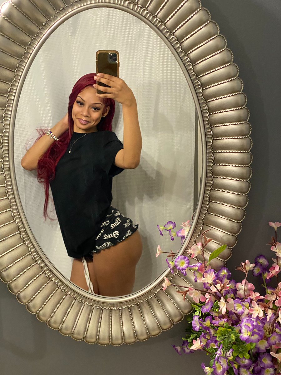 WHOLEL0TTA 💎 tweet media