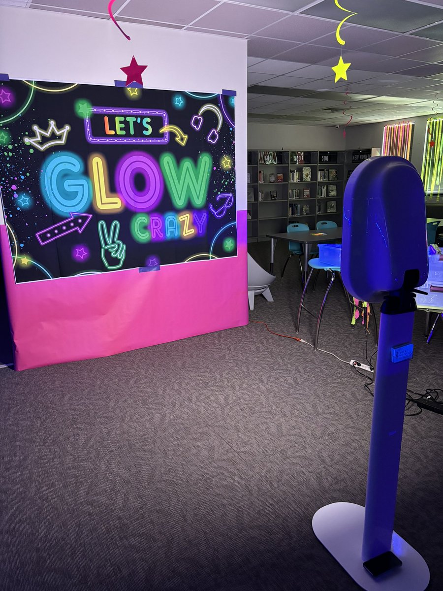 BRmeganreece's tweet photo. I can’t tell you how fun the BR crew is, especially on days like today! The students and ACT coordinators have worked so hard this year, and were able to celebrate their success🥳 #ClubACT #WERBR https://t.co/SRVD2ZqhE9