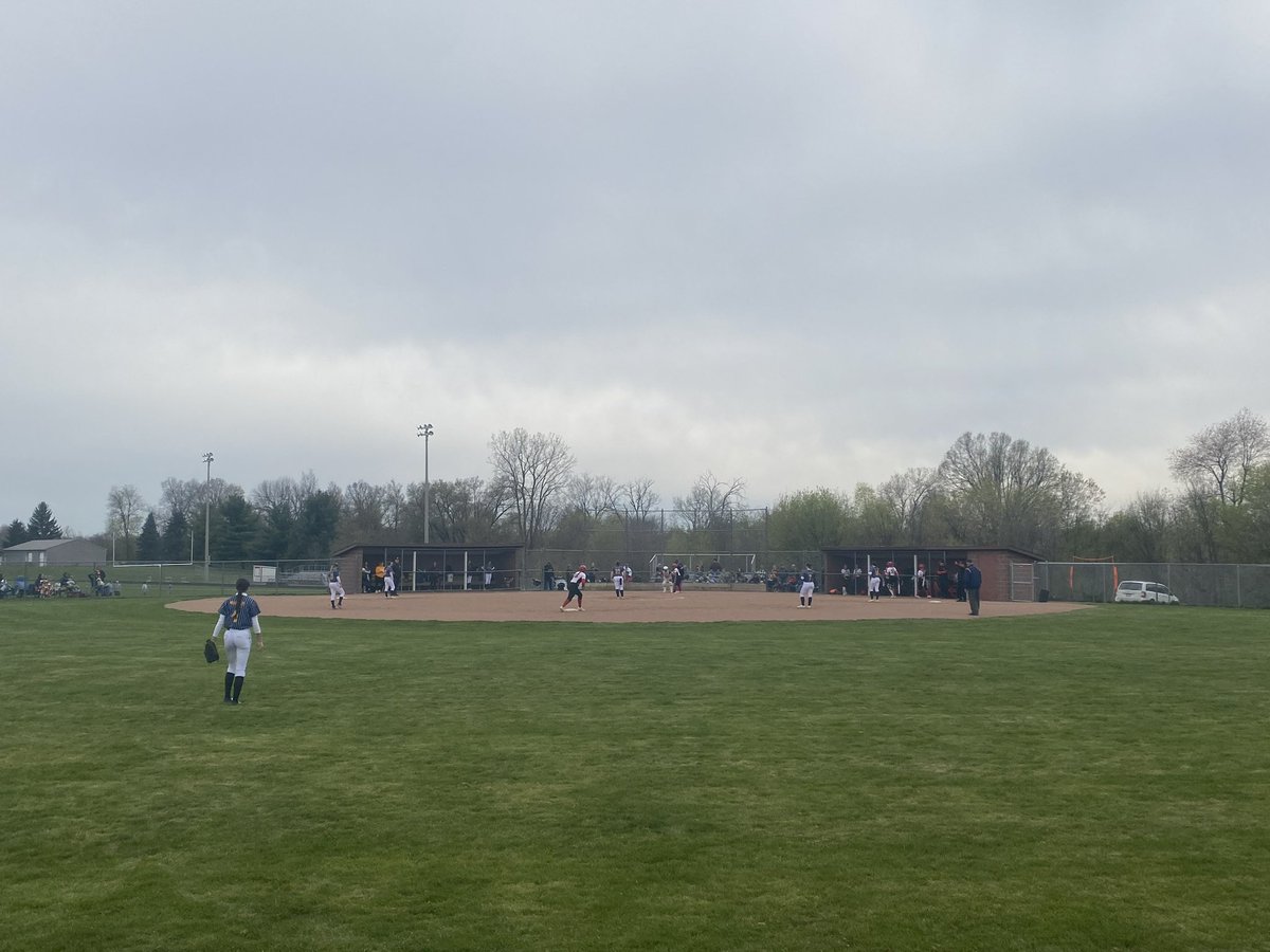 Jellis1016's tweet photo. Jeff Cheadle looks to become just the 14th Michigan high school softball coach in history to notch career win 900!

His undefeated Laingsburg team is battling Ovid-Elsie right now. Catch the possible milestone tonight on @wilxTV @LBG_Wolfpack @MiHSSCA https://t.co/cCJ7fNodWO