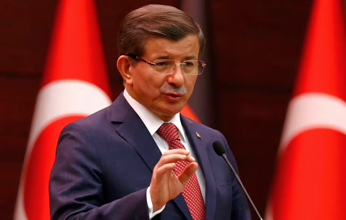 Prof. Dr. Ahmet Davutoğlu unutulmuş vicdanın bilge sesidir.