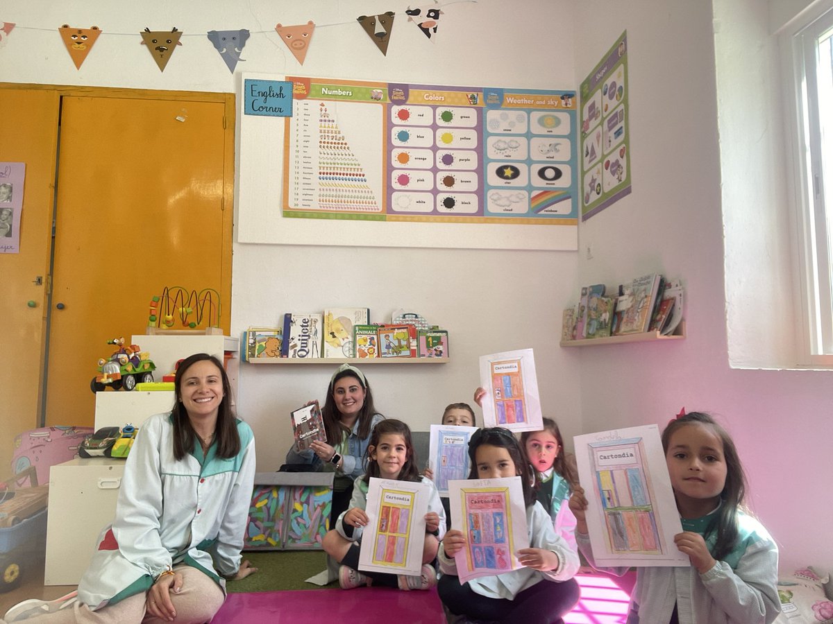 Bibliobús y cuentacuentos para celebrar  el Día del libro.
¡Lo hemos pasado genial!