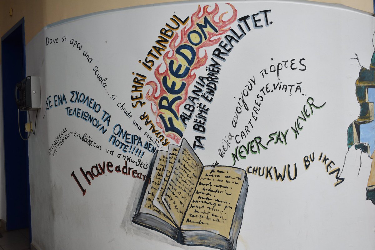 Σε ένα σχολείο τα όνειρα δεν τελειώνουν ποτέ. Το είδα γραμμένο κ μετά από 2 μέρες στο ΣΔΕ των Φυλακών Λάρισας άρχισα να το πιστεύω. Απέραντη εκτίμηση για όσα κανουν διδάσκοντες &amp; μαθητές against all odds κ μια μικρή ενοχή γιατί ξέρω πως πήραμε περισσότερα απόσα δώσαμε <a href="/aski1992/">ΑΣΚΙ</a>