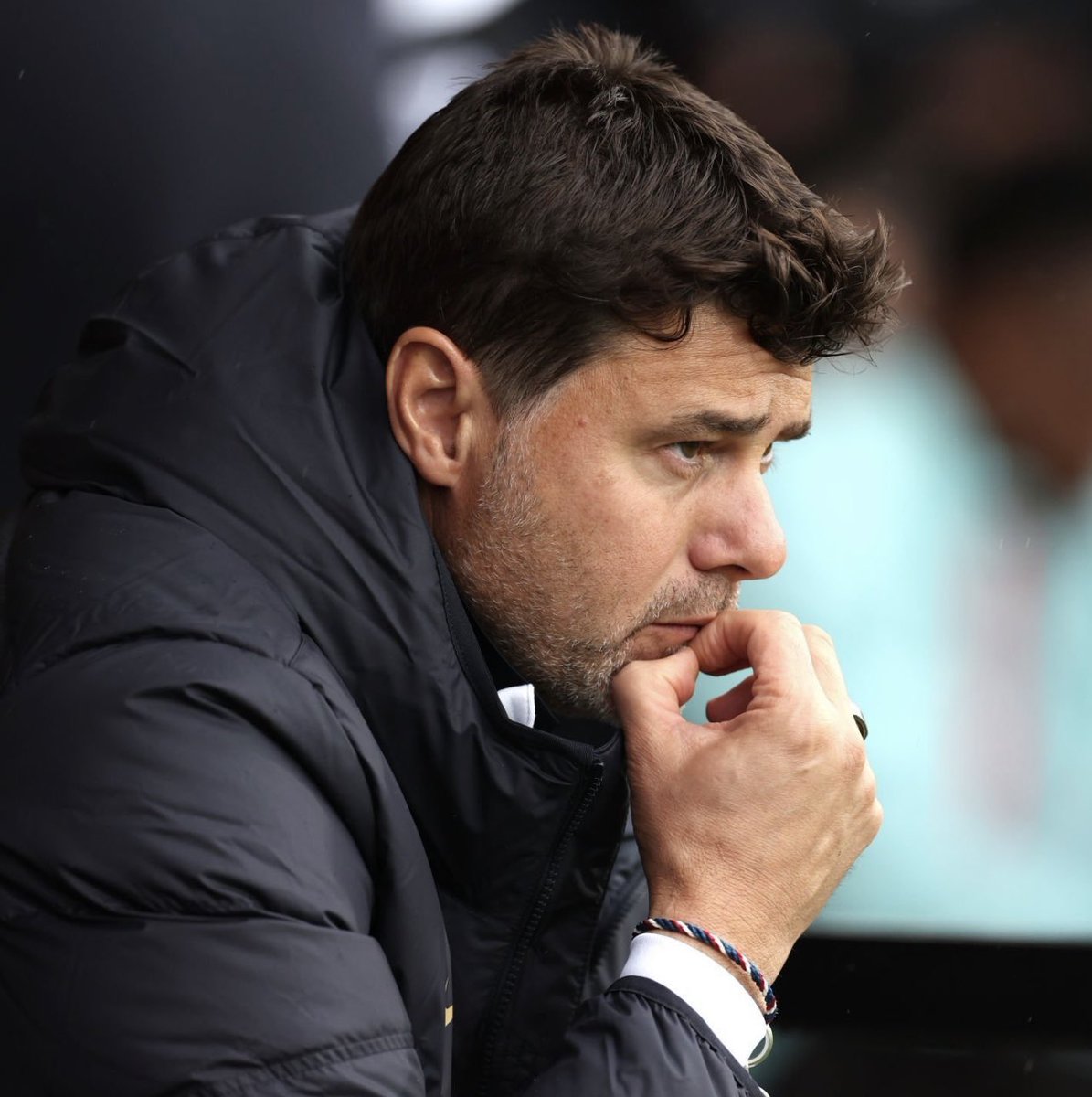 SRazils's tweet photo. Can’t @ChelseaFC sack this useless coach @Pochettino_Ma https://t.co/YqEPENGNuV