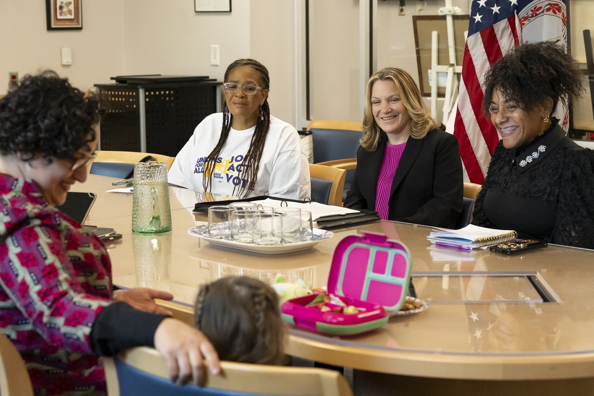 For #CareWeek, Deputy Secretary Andrea Palm met with SEIU Local 512 frontline home care workers and labor leaders to hear their stories and discuss what we can do at HHS to strengthen our country’s pillars of care.