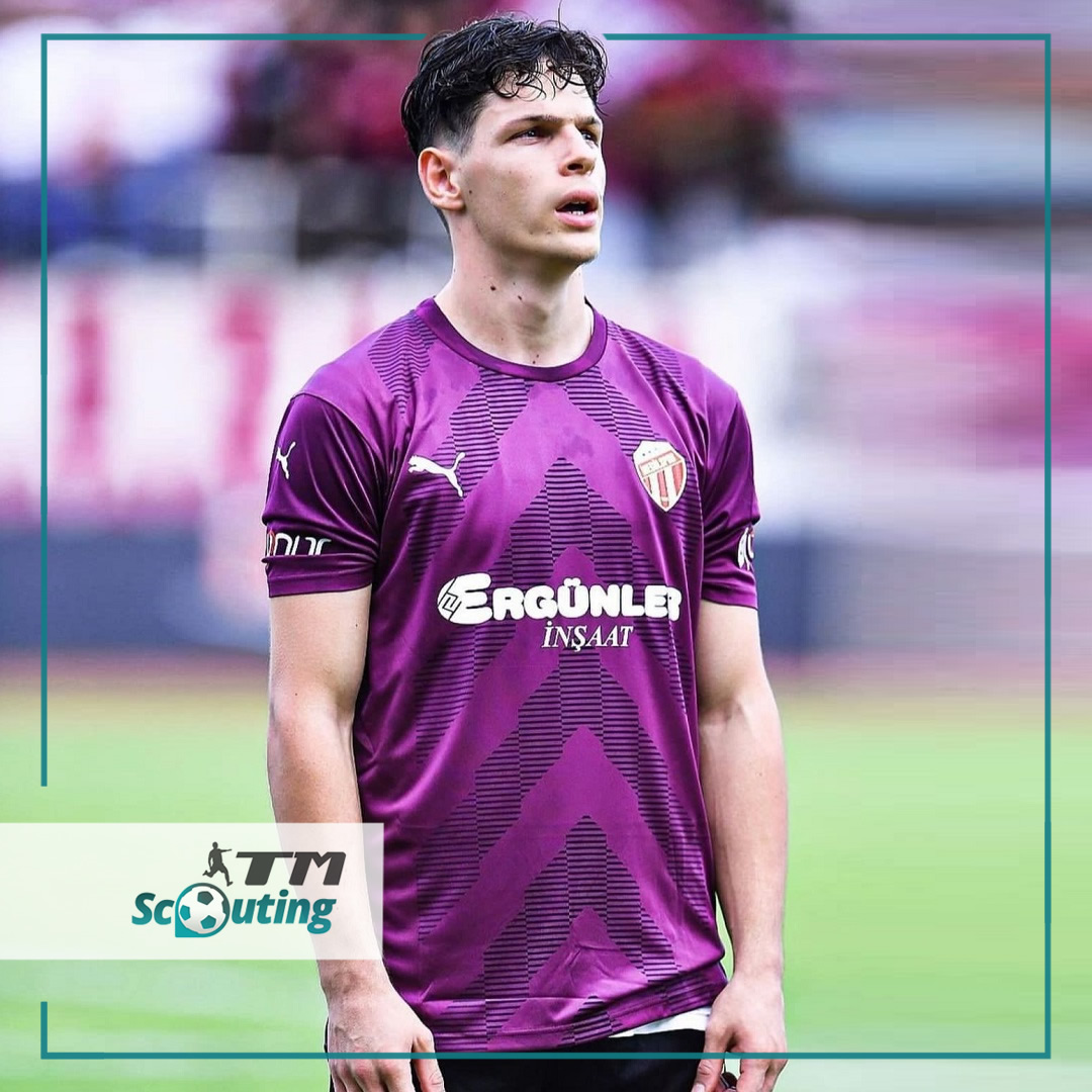 ScoutAkademi's tweet photo. 🇹🇷 Yusuf Ziya Gümüş #TMScouting
📝 Karacabey Belediyespor (30.06.2027)
🔘 Stoper / Sağ bek
🚹 22 Mart 2004 - 1,82 boy
👟 Sağ ayak
🗓️ Profesyonel liglerde 33 maç
🇹🇷 Milli takım tecrübesi yok https://t.co/lys1O1ETFz