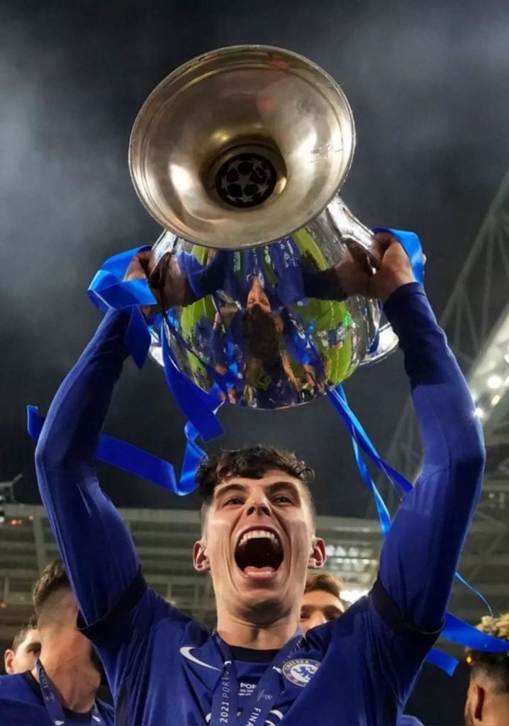 chlseapeep13's tweet photo. celebrating like this against the club that gave you this…fuck you https://t.co/y8AxeEkhFU